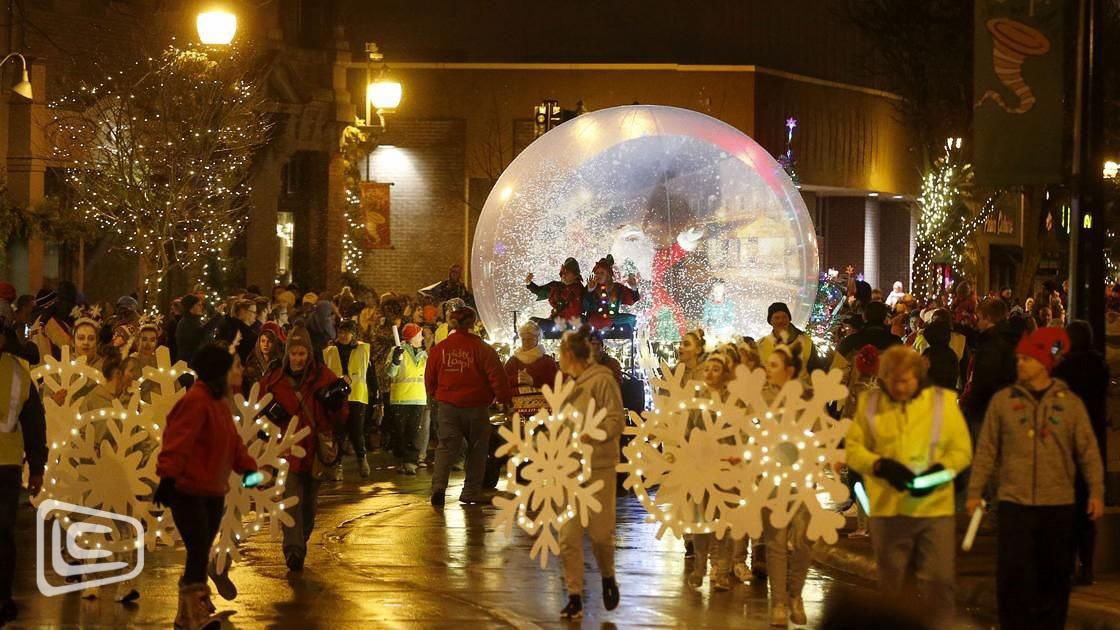 Snowglobe in Parade