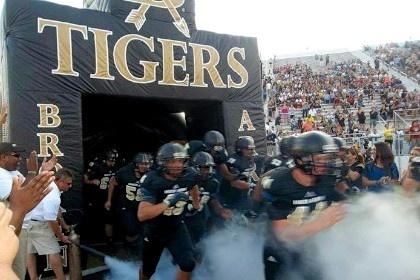 Broken Arrow Inflatable Tunnel